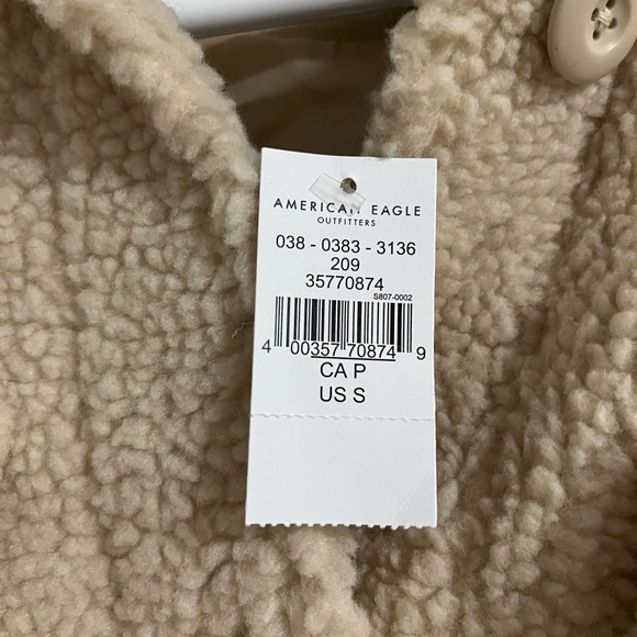 BNWT AE Teddy Bear Shacket (oversized fit) - Picture 2 of 4